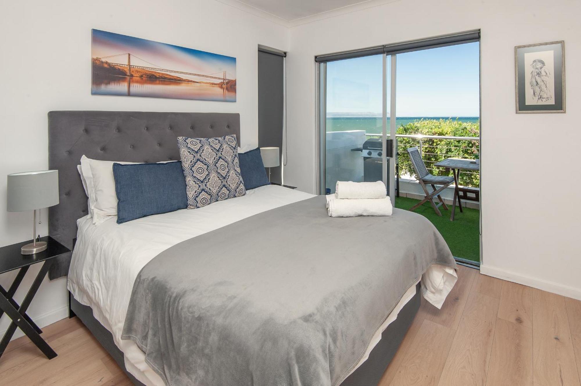 64 Whalerock Estate Apartment Hermanus Exterior photo